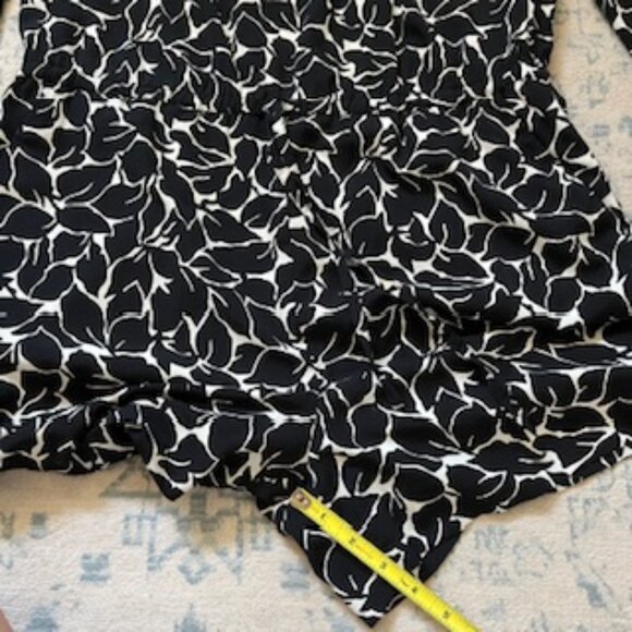 🧡3/15 Loft Black White Romper with Two Side Pockets Women's L - Picture 5 of 13